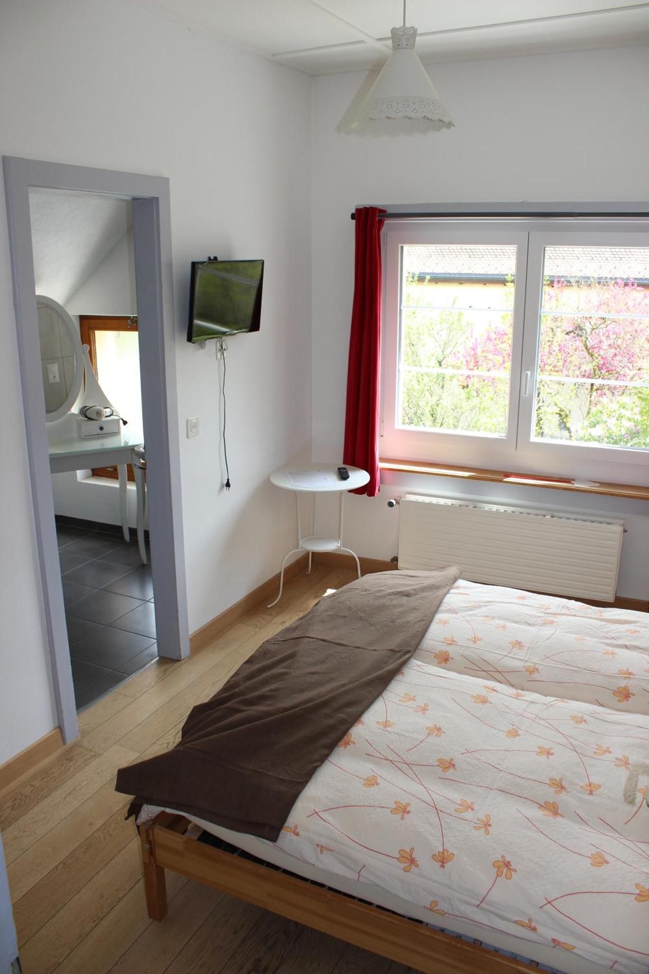 A Cote Bed & Breakfast Motiers Exterior photo